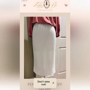 Women's White Zadie B'S Pencil Skirt. Size Xl.
